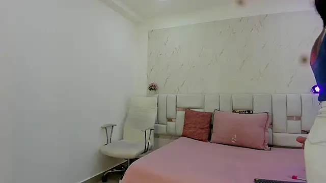 Nathy Ross online show from November 28, 11:46 am