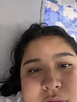 emyrose2 online show from February 27, 6:40 am