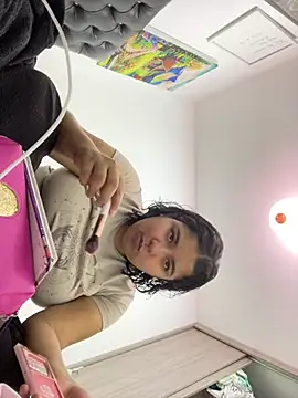 emyrose2 online show from March 2, 1:47 am