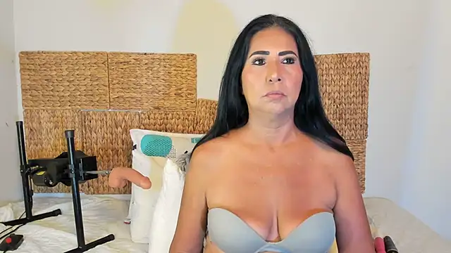 Snapshot of Jackiehmilf52 chatting on June 15, 1:35 pm Jackiehmilf52 online show from June 15, 1:35 pm