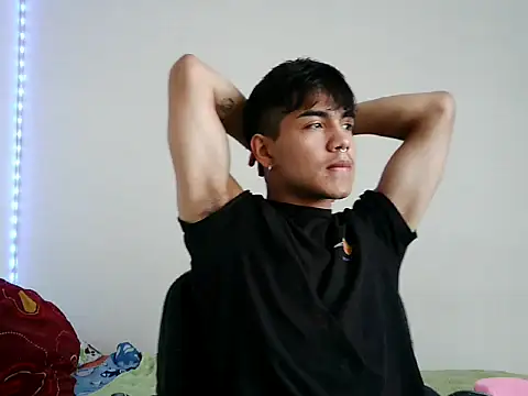 shadowsofgarden online show from December 3, 3:10 pm