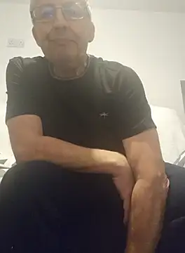 mann4u147 online show from October 12, 8:08 pm