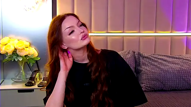 Snapshot of AlexaBright chatting on November 25, 6:08 pm AlexaBright online show from November 25, 6:08 pm