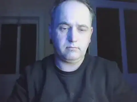 Snapshot of Szolga10 chatting on March 10, 5:07 pm Szolga10 online show from March 10, 5:07 pm