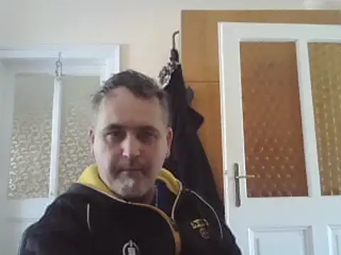 Snapshot of Szolga10 chatting on March 18, 1:09 pm Szolga10 online show from March 18, 1:09 pm