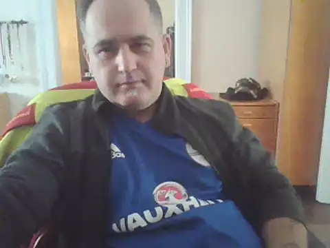 Snapshot of Szolga10 chatting on September 28, 9:58 am Szolga10 online show from September 28, 9:58 am