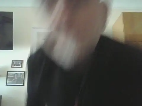 Snapshot of Szolga10 chatting on March 23, 2:43 pm Szolga10 online show from March 23, 2:43 pm