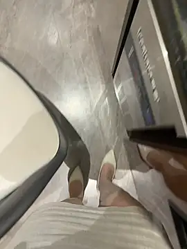 Mia-77 online show from April 29, 4:49 am