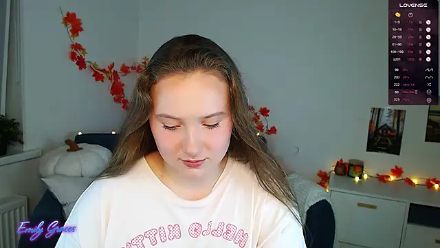 EmilyxxGraces online show from September 16, 5:25 pm