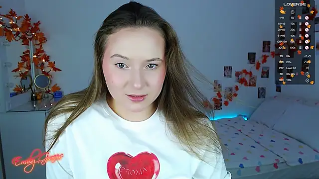 EmilyxxGraces online show from October 12, 10:20 pm