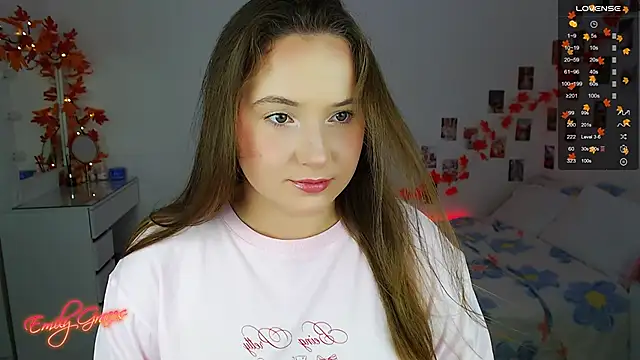 EmilyxxGraces online show from October 27, 5:28 pm