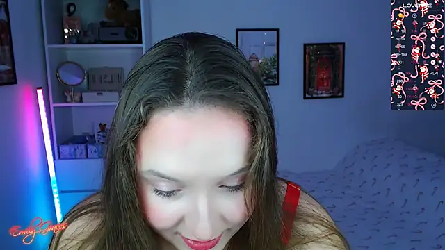 EmilyxxGraces online show from December 22, 7:33 pm