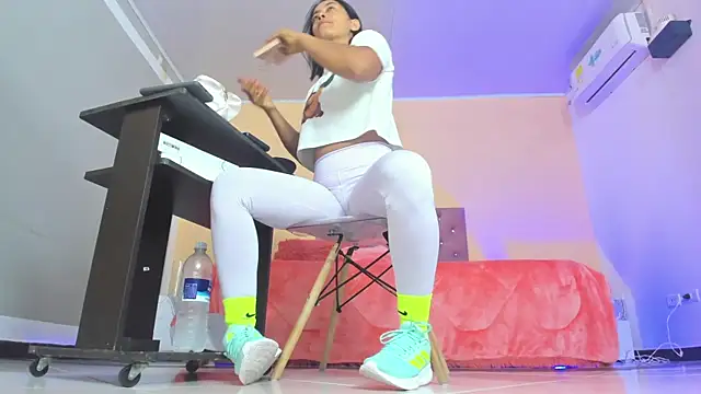 cristal crossfitx online show from February 19, 10:22 am