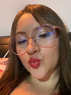 ValentinaOrtiz3 online show from March 7, 12:58 am