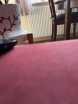 Snapshot of key18cm chatting on February 9, 2:40 pm key18cm online show from February 9, 2:40 pm