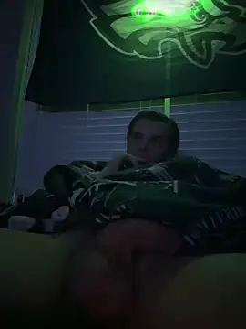 Snapshot of theycallmes3x chatting on February 22, 8:29 am theycallmes3x online show from February 22, 8:29 am