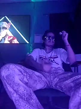 Snapshot of Chris_MaVe_ chatting on March 23, 5:33 am Chris MaVe online show from March 23, 5:33 am