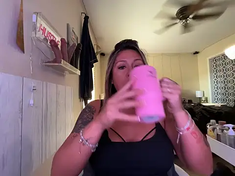 bossyroxy84 online show from October 1, 5:08 pm