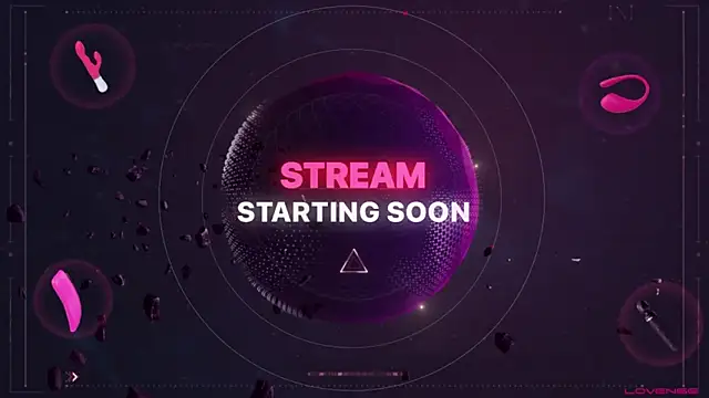 Snapshot of bossyroxy84 chatting on February 15, 1:02 am bossyroxy84 online show from February 15, 1:02 am