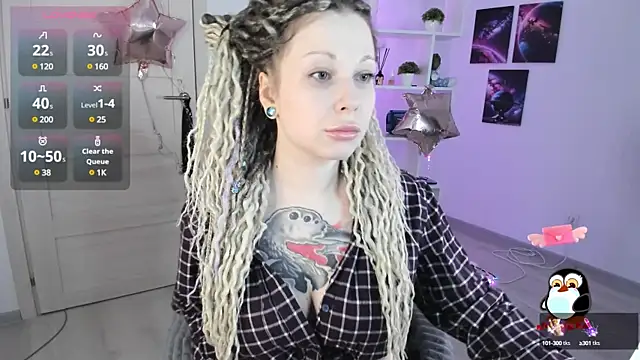 HoneySallyMoore online show from January 18, 8:40 pm