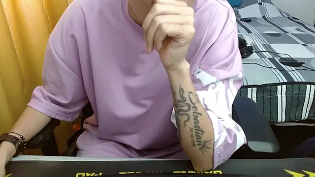 Snapshot of duo_peludoo chatting on February 5, 4:44 pm duo peludoo online show from February 5, 4:44 pm