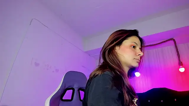 nicky angel1 online show from October 11, 6:39 pm