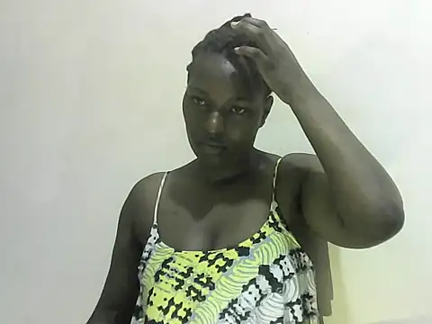 FudgeBabe online show from February 18, 8:59 am