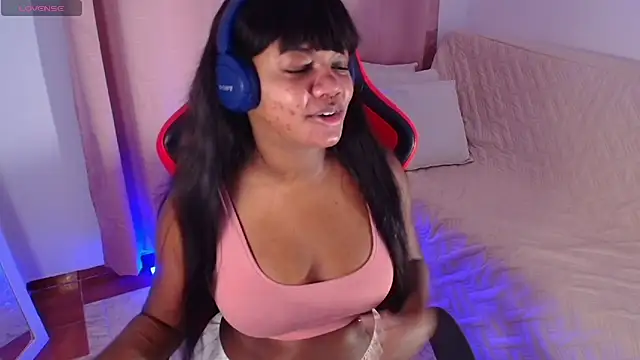 Daphnewalker   online show from July 19, 11:58 am