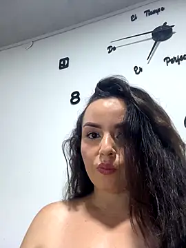 Snapshot of francy20 chatting on October 10, 3:05 am francy20 online show from October 10, 3:05 am