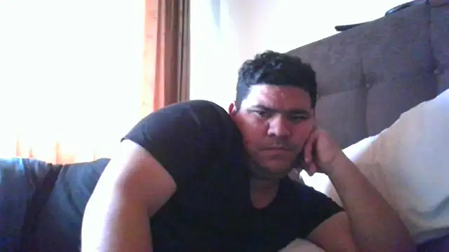 oscarshow24 online show from October 1, 7:20 pm