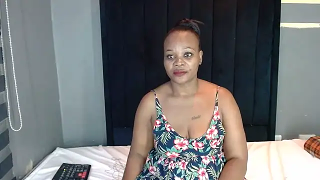 BigbootyliciousXXX online show from November 21, 4:16 pm