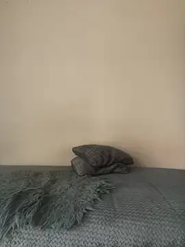 Snapshot of Budibudi5 chatting on March 1, 7:21 am Budibudi5 online show from March 1, 7:21 am