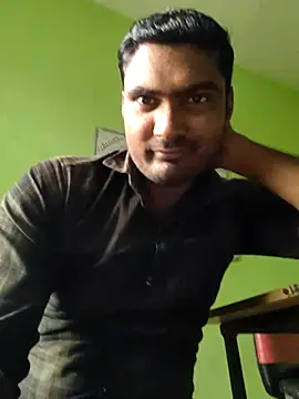 Snapshot of ccuteboyyyy chatting on November 22, 6:01 am ccuteboyyyy online show from November 22, 6:01 am