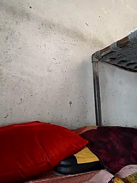 Snapshot of lovely----bhabhi chatting on January 7, 4:37 am lovely----bhabhi online show from January 7, 4:37 am