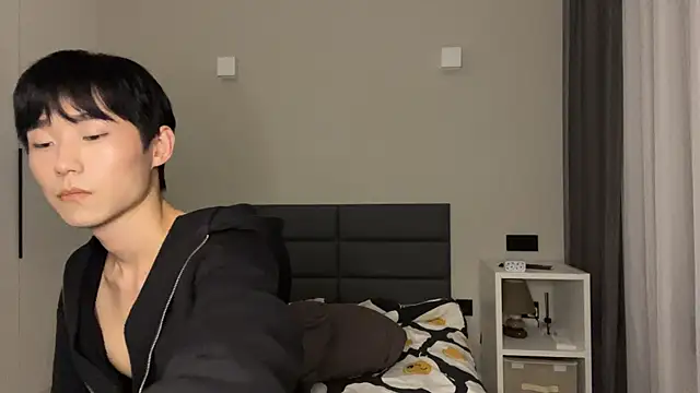 Snapshot of Brian_Stars chatting on February 20, 7:52 pm Brian Stars online show from February 20, 7:52 pm