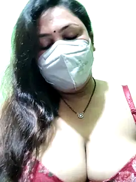 Snapshot of rani130 chatting on March 7, 1:20 am rani130 online show from March 7, 1:20 am