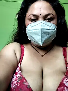 Snapshot of rani130 chatting on March 12, 1:58 am rani130 online show from March 12, 1:58 am