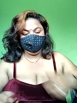 Snapshot of rani130 chatting on October 7, 1:14 am rani130 online show from October 7, 1:14 am