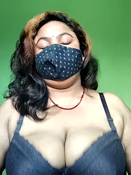 Snapshot of rani130 chatting on October 9, 1:03 am rani130 online show from October 9, 1:03 am