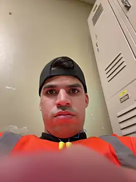 lancebrek online show from March 1, 8:53 pm