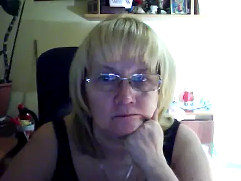Snapshot of Violet5364 chatting on February 14, 6:08 pm Violet5364 online show from February 14, 6:08 pm