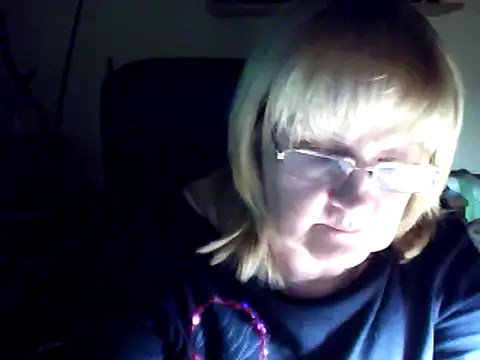 Snapshot of Violet5364 chatting on February 26, 6:32 pm Violet5364 online show from February 26, 6:32 pm