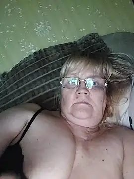 Violet5364 online show from June 18, 8:35 pm