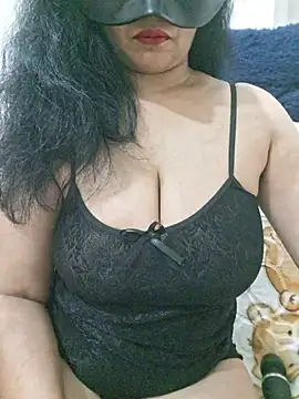 Snapshot of Jassi_Does chatting on June 29, 9:15 pm Jassi Does online show from June 29, 9:15 pm