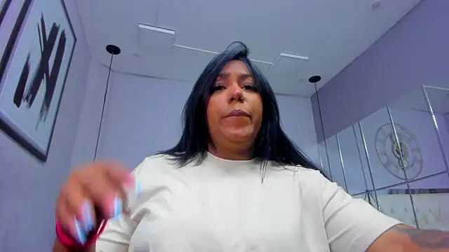 emma purple  online show from October 24, 12:45 pm