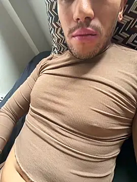 yaxxx03 online show from November 9, 12:25 pm