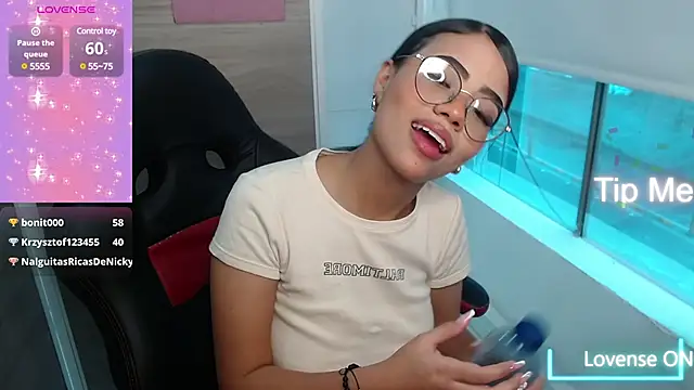 Sussan love01 online show from March 5, 8:21 pm
