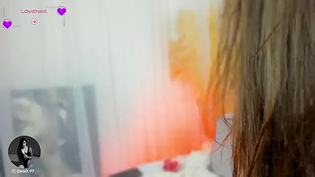 Snapshot of NicoleVegaa_ chatting on March 9, 4:27 am NicoleVegaa  online show from March 9, 4:27 am