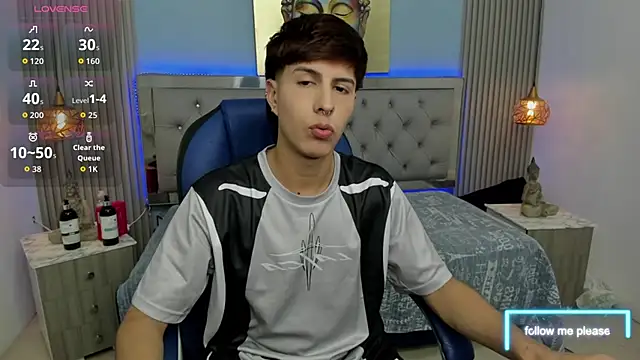 Estiv18  online show from November 30, 2:48 am