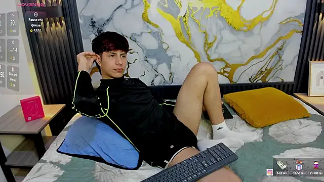 Estiv18  online show from February 20, 6:10 am